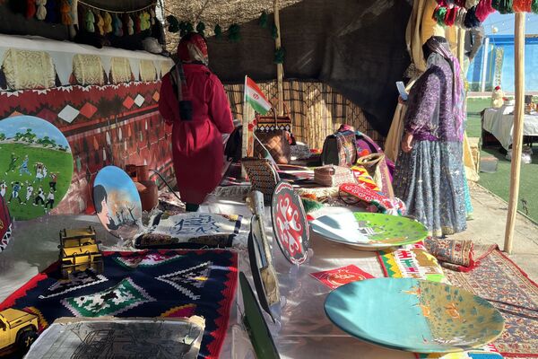 پاسداشت آیین کهن یلدا در دبستان حشمتیه آباده