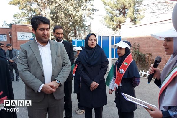 رونمایی از کاروان سیار «سفر به ناممکن‌ها» در کهریزک