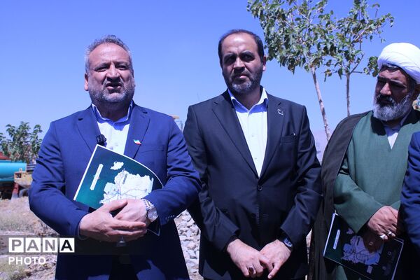 آیین کلنگ‌زنی آزادراه «حرم تا حرم» در زبرخان