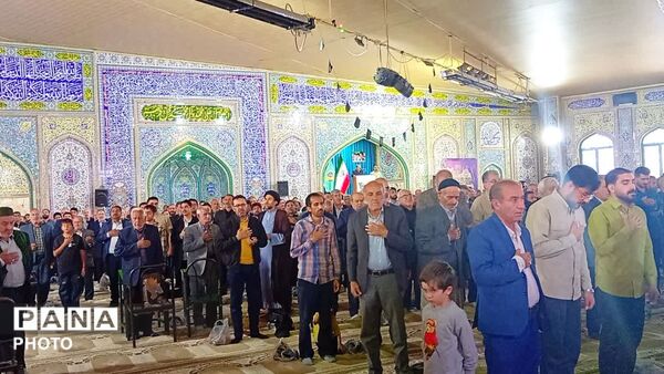 نماز جمعه عبادی و سیاسی در مصلی یاسوج