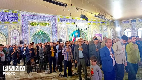 نماز جمعه عبادی و سیاسی در مصلی یاسوج