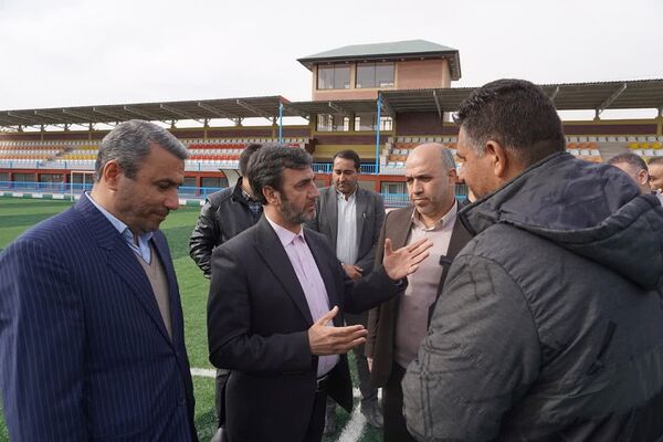 بازدید سرزده فرماندار ویژه شهرستان‌ری از پروژه‌های عمرانی، فرهنگی و خدمات شهری