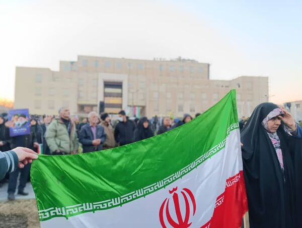 اصفهان یکصدا در میدان امام حسین(ع)