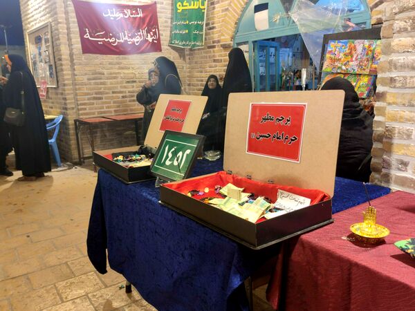 فعالیت چایخانه حضرت زهرا(س) نیشابور در هوای سرد زمستانی 
