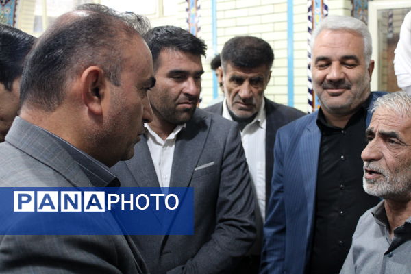 مدیرکل آموزش و پرورش استان در نماز جمعه شهربن