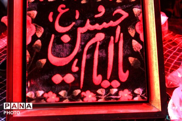 ورامین بار دیگر در سوگ اسارت؛ کاروان نمادین کربلا در خیابان‌های ورامین به حرکت درآمد