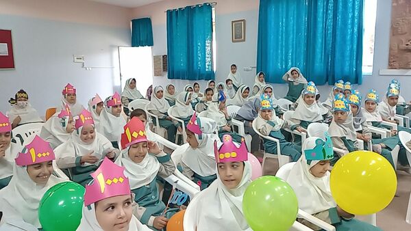 یادگیری عدد ۱۰۰۰ با خلاقیت و شادی در دبستان لطیفه