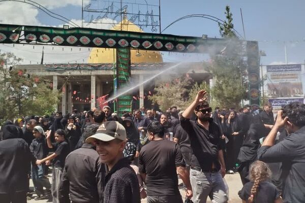 قدم هایی که در دهستان نصرآباد با عشق برداشته می‌شوند