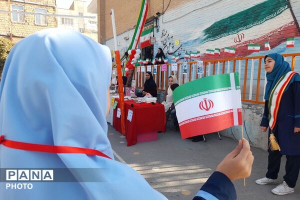 طرح «هر دانش‌آموز، یک مهارت» در دبیرستان عفاف 