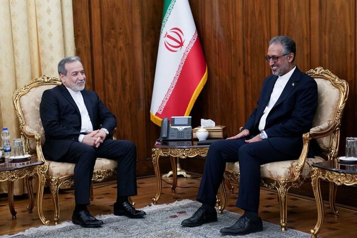دیدار سفیر جدید ایران در لهستان با عراقچی
