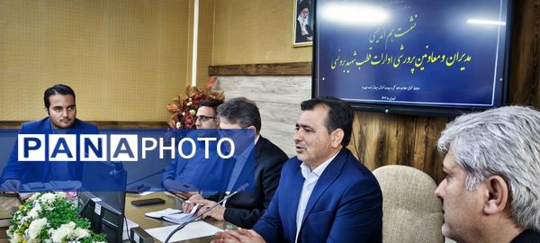 نسیم تربیت در کوچه های تربت حیدریه 