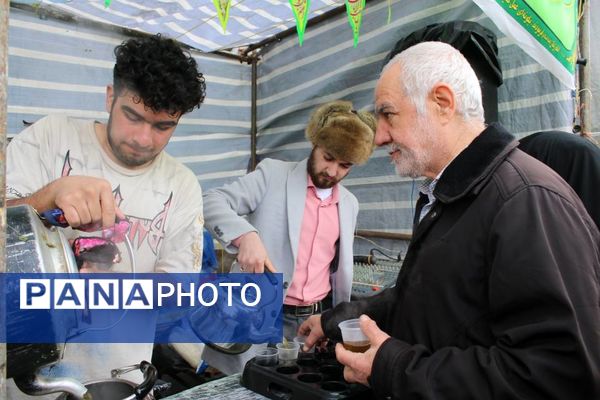 شادپیمایی خانوادگی جشن نیمه شعبان در قم