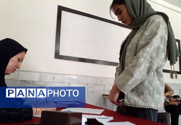 آغاز ثبت نام رشته‌های فنی و حرفه‌ای هنرستان محمودیه بجنورد 