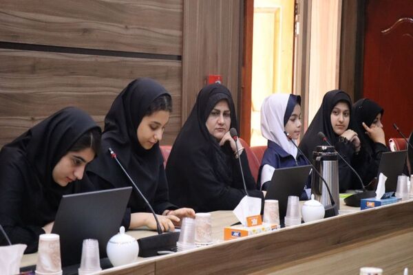 نشست صمیمی فعالین رسانه ای دانش‌آموزان با مدیرعامل خبرگزاری پانا