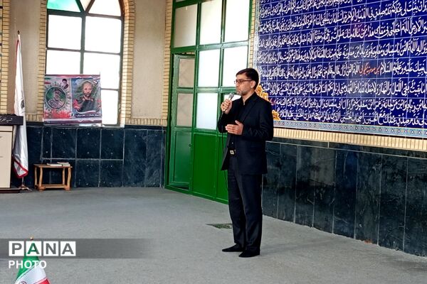 سنگین‌ترین پرچم، نصیب شانه‌های وفادار