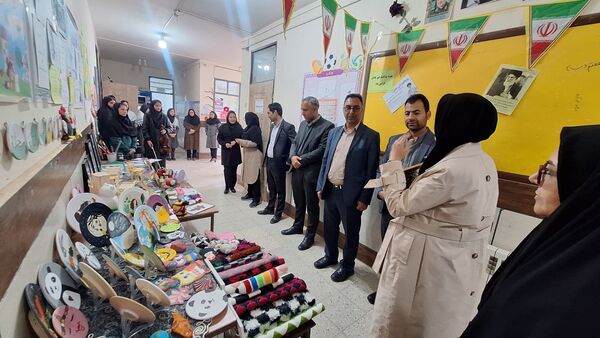 افتتاحیه هفته ماها و جشنواره فرهنگی هنری "فردا" در رشتخوار