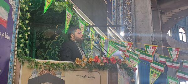 نماز عبادی سیاسی جمعه به همراه سخنرانی پیش از خطبه های معاون پرورشی در نیشابور 