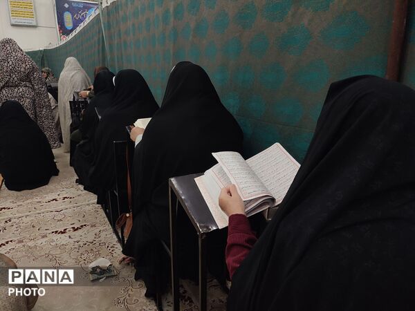 نماز جماعت و افطار در مسجد محمد رسول الله نیشابور 