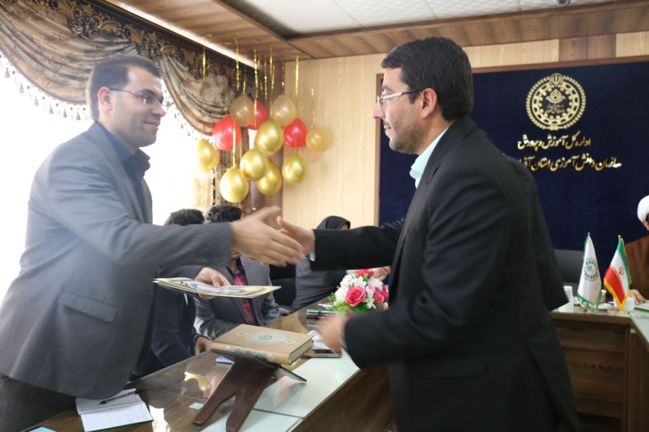 گرامیداشت روز معلم در  آذربایجان‌شرقی 