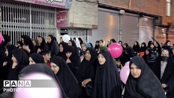  روایت رجزخوانی‌های اعتراض‌آمیز در تاریکی شب