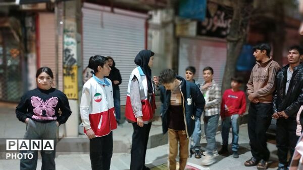 حضور فعال هلال‌احمر در قلب تجمعات شهرستان فارسان
