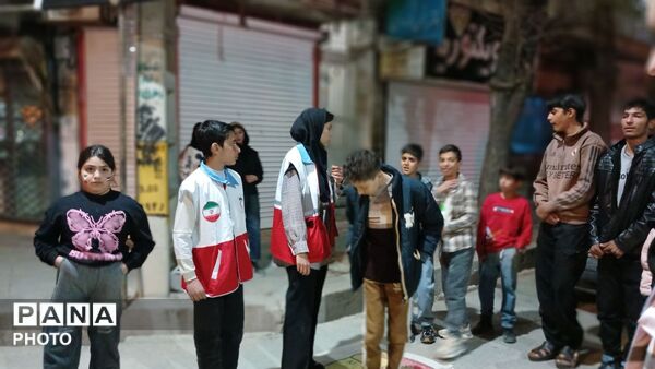 حضور فعال هلال‌احمر در قلب تجمعات شهرستان فارسان
