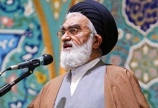 دل‌های پاک خود را برای دریافت فیوضات الهی در ماه رمضان آماده می‌کنند

