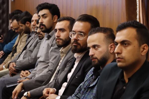 نشست صمیمی شورای عالی استان‌ها با نمایندگان مجمع دانشجویی