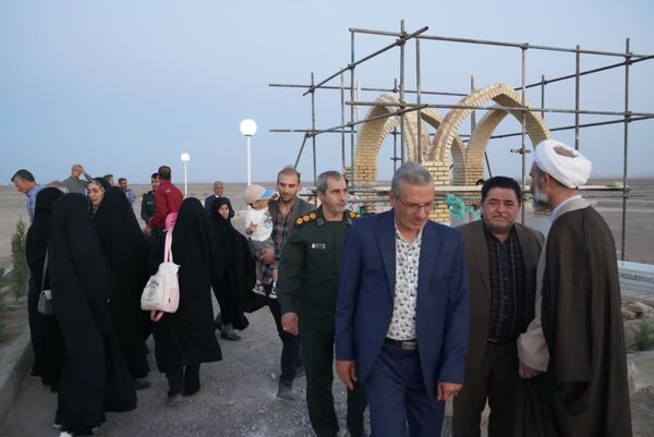 آیین کلنگ‌زنی مدرسه ۶ کلاسه فرهنگی فرهیخته زنده‌یاد زهیری 
