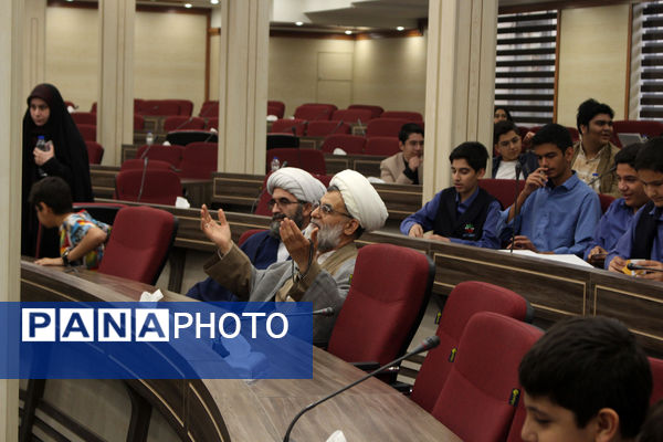 آیین اختتامیه چهاردهمین دوره جشنواره نوجوان سالم در قم