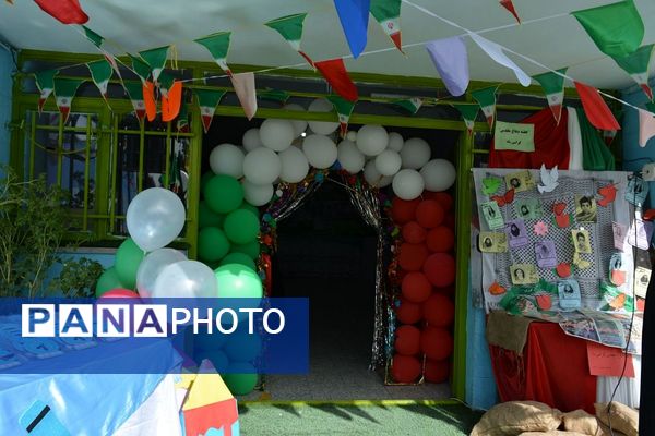 برگزاری جشن شکوفه‌های کلاس اولی دربهارستان‌دو