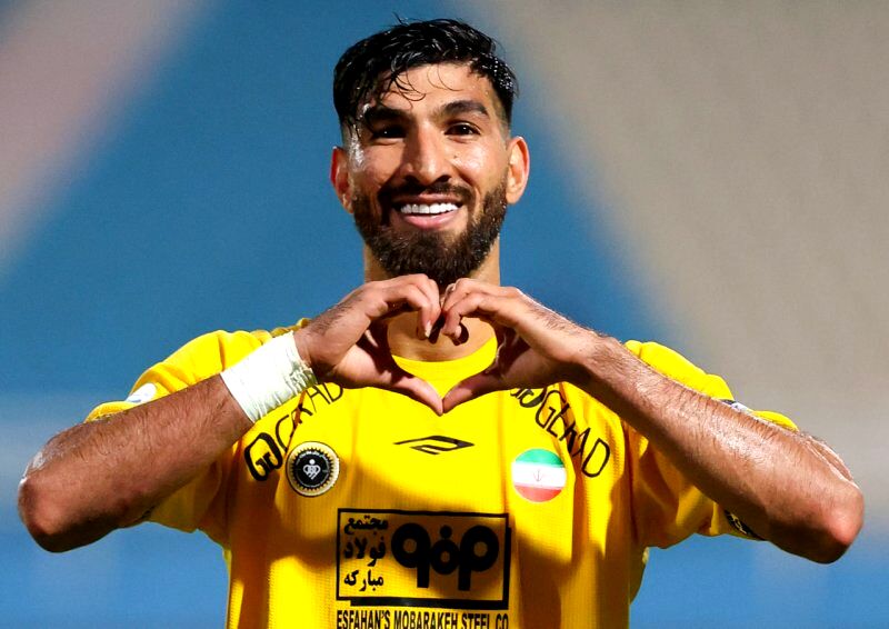 آقای گل فوتبال ایران در تیررس "التحاد کلبا"