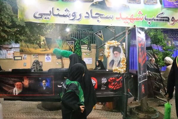 قاب هایی از یک بدرقه آسمانی ماندگار 