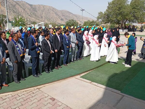 اردوی تمشک در نور آباد ممسنی