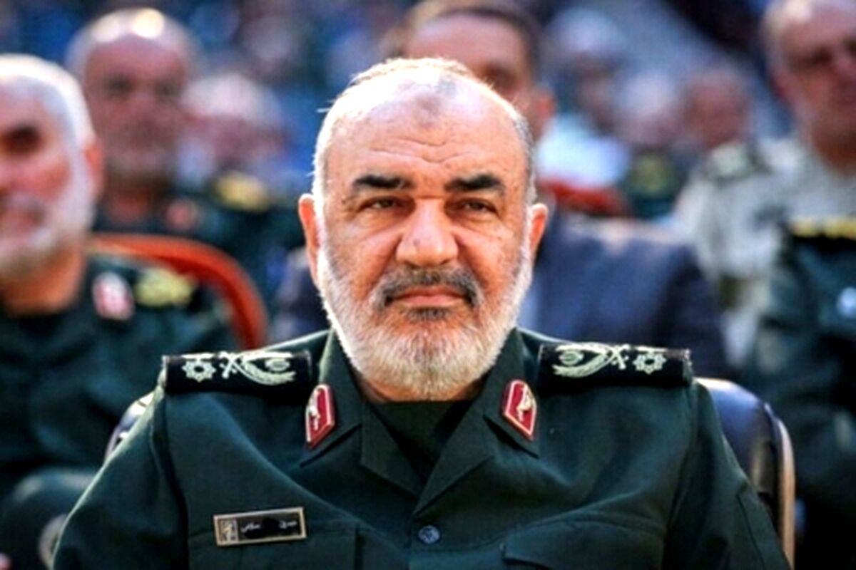 آمریکا به دروغ می‌خواهد خود را مدافع حقوق بشر نشان دهد