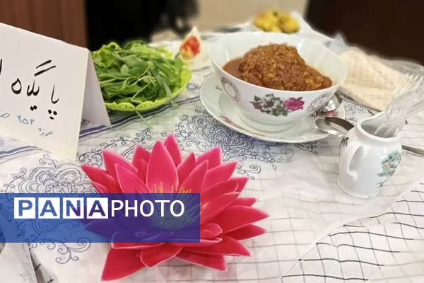 جشنواره غذاهای بومی محلی در سرای محله نسیم شهر