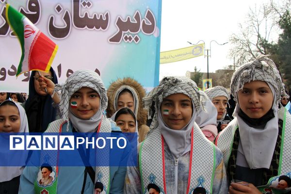 گلستانی از غرور در سملقان؛ موج حضور مردم در جشن انقلاب