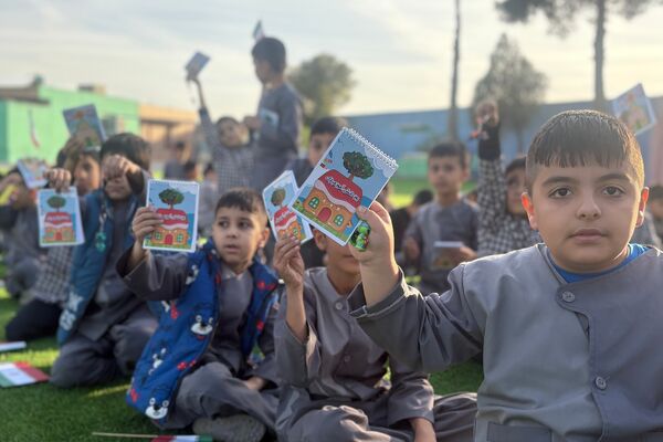 گرامیداشت روز دانش‌آموز در مدرسه روستایی  شهید بهنام محمدی
