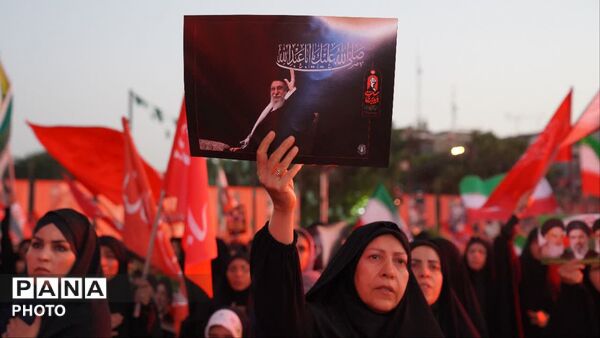 اجتماع باشکوه عزاداران قائد شهید امت، امام خامنه‌ای، در اصفهان