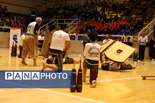 مشعل مسابقات کشوری ورزش دانش‌آموزی در تبریز روشن شد