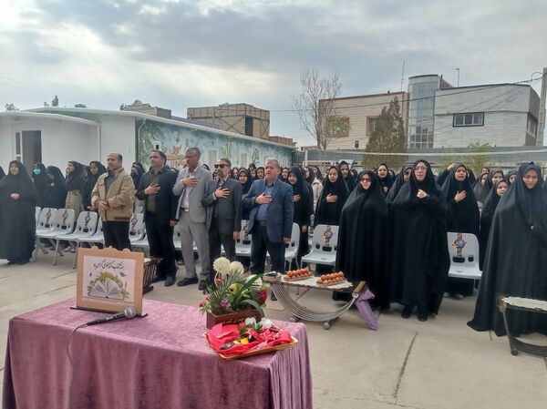  افتتاحیه کتابخانه مدرسه شهید محمدی پور خلیل آباد 