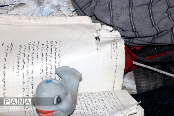 آثار برجای مانده از تخریب یک مدرسه و چند واحد مسکونی بر اثر حملات دشمن در پردیسان قم
