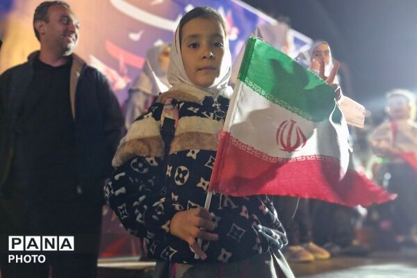 مراسم بیتاب میناب همزمان با برپایی موکب فرهنگیان و دانش‌آموزان قرچک 