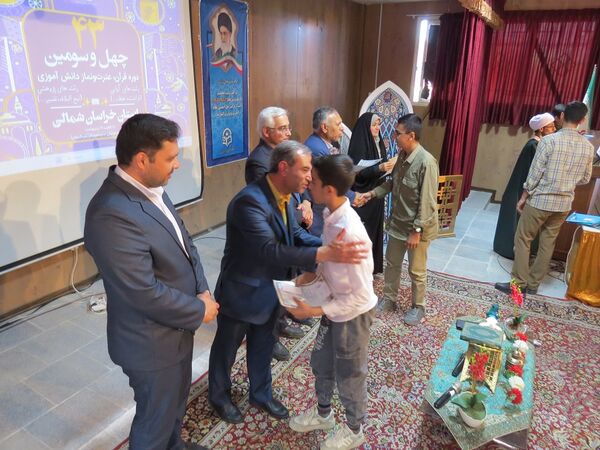 برگزاری مسابقات استانی قرآن و عترت دانش‌آموزی در بجنورد
