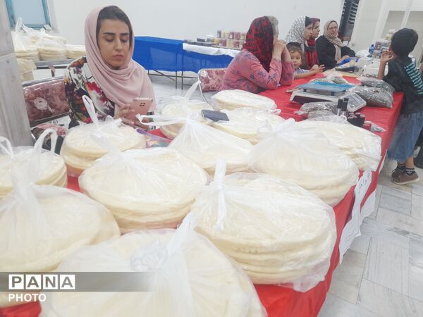 رونق تولید در فرهنگسرای سیمرغ با برپایی بازارچه صنایع دستی