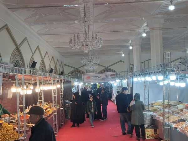 نمایشگاه عرضه مستقیم کالا ،سوغات و هدایا، صنایع دستی در شهرستان کاشمر 