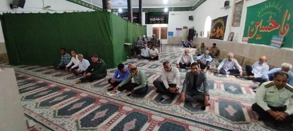 حضور پرشور مردم فین در میعادگاه نماز جمعه