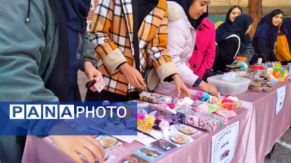 بازارچه کار و فناوری در دبیرستان کوثر فرهنگیان