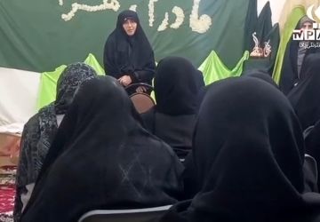 کارگاه ارتباط موثر ویژه مادران در کانون امیرالمؤمنین(ع) شهر کهک 