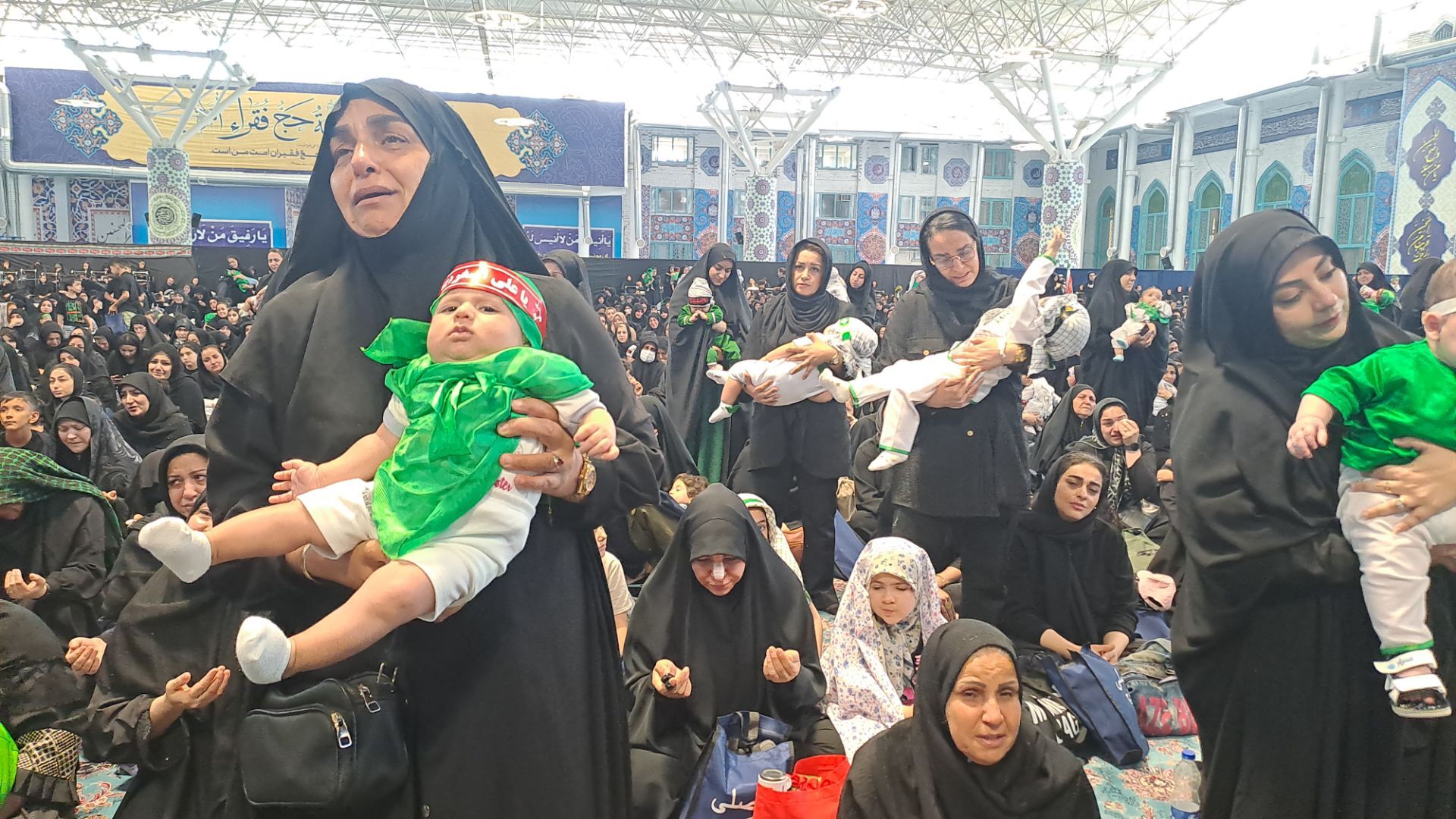 همایش شیرخوارگان حسینی در کرج 